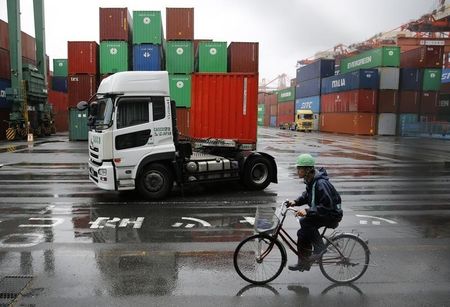 財務省/2014年上半期の貿易統計、輸出3.2%増、輸入10.0%増