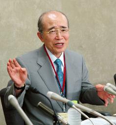 夫の父親から精子提供、院長が会見で利点強調