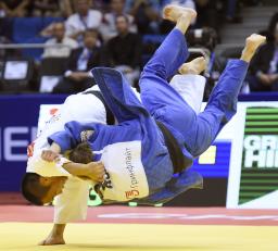 海老沼3連覇 決勝は強敵に一本勝ち