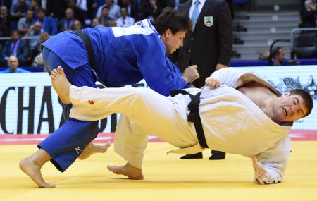 柔道 七戸と田知本愛が準決勝へ 世界選手権第6日