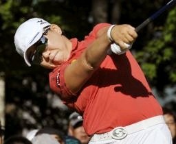 申ジエが今季3勝目、藤田2位タイ…女子ゴルフ