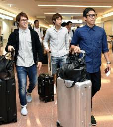 長谷部、吉田ら欧州組帰国 アギーレ監督の初戦へ