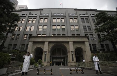概算要求、初の１００兆円超…国債費も最大に 2014年09月04日 10時21分