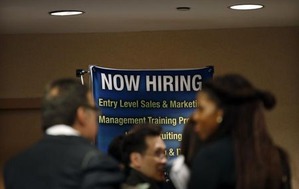 米ＡＤＰ民間雇用21.3万人増、6カ月連続の大台突破