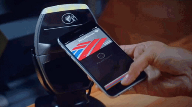 米Giz編集部がさっそくApple Payを使ってきた！