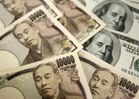 ドル上昇、日本・ユーロ圏のディスインフレ懸念で=NY外為