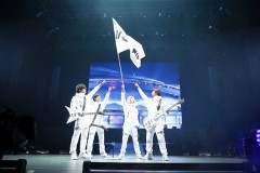 DISH//初日本武道館公演に1万人が熱狂! 1年後の武道館2daysもサプライズ発表!!