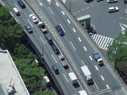 高速道路で緊急事態! 頭に入れておきたい「5つの対処法」