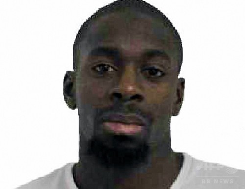 仏連続テロ:クリバリ容疑者、スーパー襲撃前に路上で試し撃ち ジョギング男性が大けが
