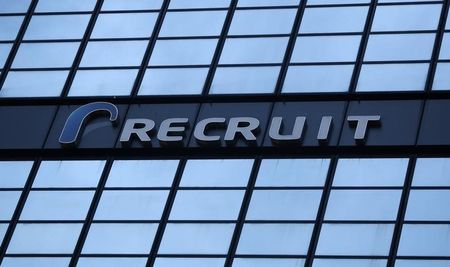 リクルート、豪の人材派遣2社を買収 計360億円