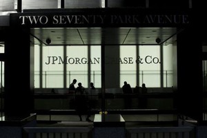 NY円、117円後半 円買いドル売り強まる