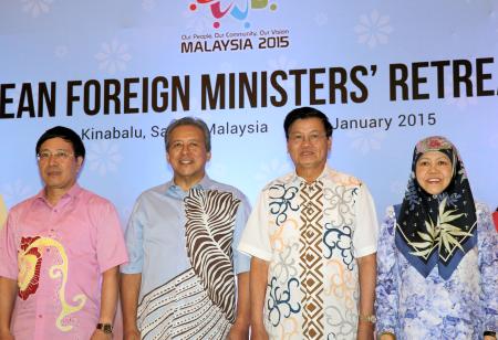 ＡＳＥＡＮ域内の時差撤廃を検討 非公式外相会議