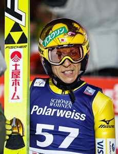 ジャンプ男子、日本は４位 スロベニアがＶ、Ｗ杯団体第３戦