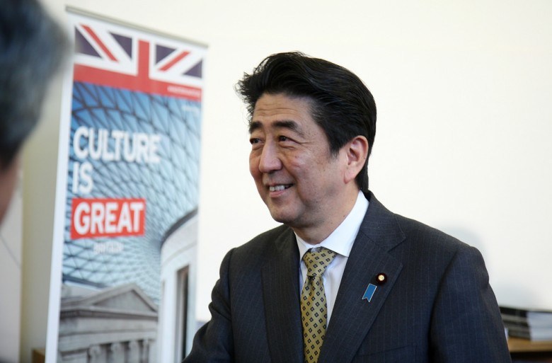 人質事件で自衛隊任務拡大 ９条改憲に首相が意欲