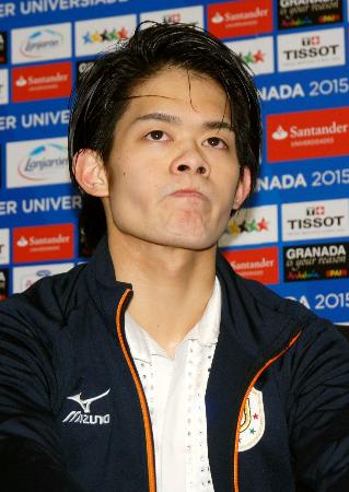 フィギュア男子ＳＰで小塚首位、日野11位 冬季ユニバ