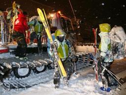 遭難の3人、連絡絶つ 余市岳 山頂付近に雪崩跡