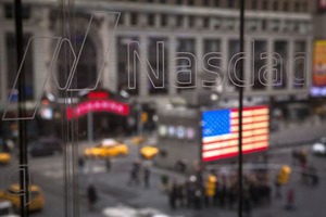 米国株式市場=ダウとS&P500が反落、FOMC控え警戒感