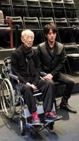 溝端淳平、初の女役は2度目の蜷川演出