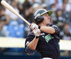 ヤクルト・デニング神宮1号が満弾「気持ちいい」