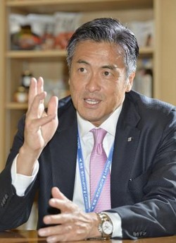 ローソンの玉塚社長「アジアでM&A検討」