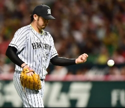 和田監督、厳しい表情=プロ野球・阪神