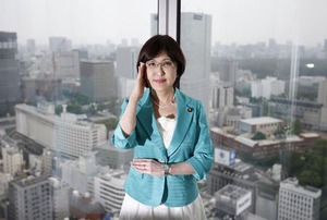 自民稲田政調会長「財政を再建しないと金利急騰で破産状態に」