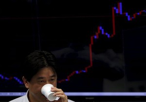 〔マーケットアイ〕外為:ドル/円は123円半ば、FOMC待ちの姿勢強まる