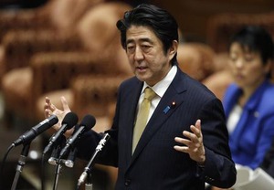 首相、国内経済「四半世紀ぶりの良好な状況」 参院予算委