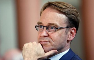 日中韓の中銀総裁が経済情勢などで意見交換、金融自由化も議論