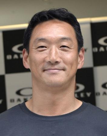 誕生!阪神金本監督 3年契約基本線、5年も視野