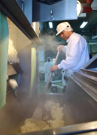 新酒仕込み本格化 冬近づく北海道の蔵元