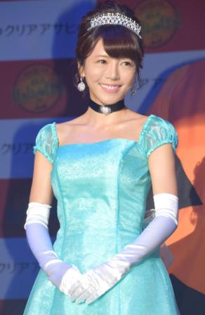 釈由美子、夫の求婚は「王子様のよう」 (東京都)