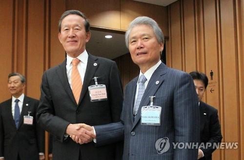 経団連会長「韓国のTPP参加期待」 日韓経済団体が共同声明