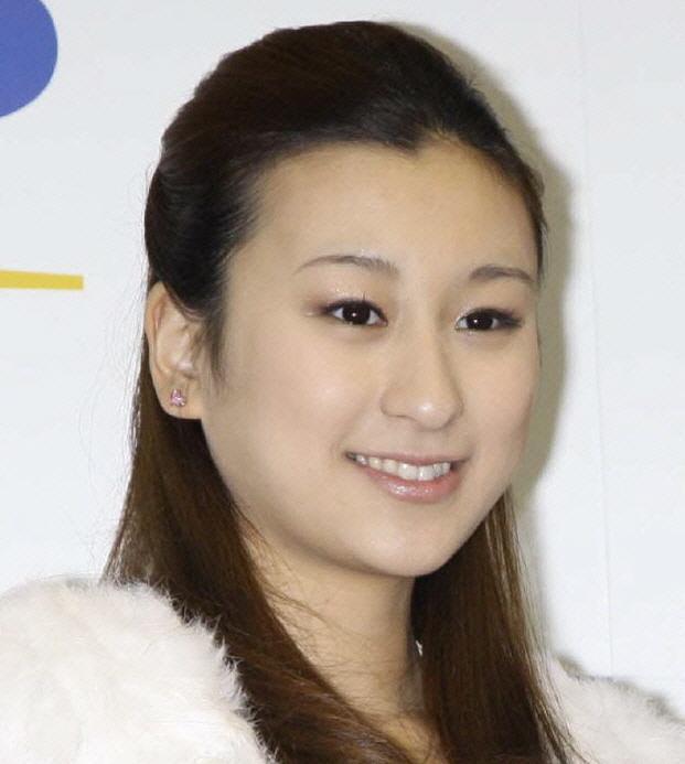 浅田舞が機内で爆睡 五郎丸に気付かず
