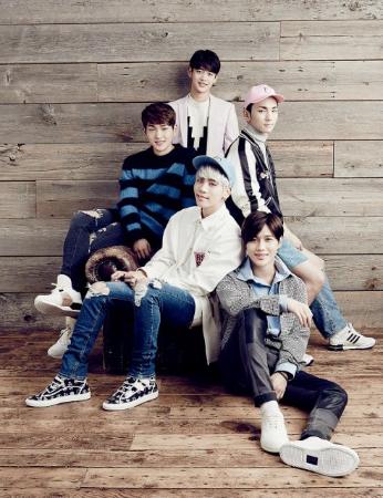 SHINee、日本FCイベントで新曲初披露 “絆と愛”歌う