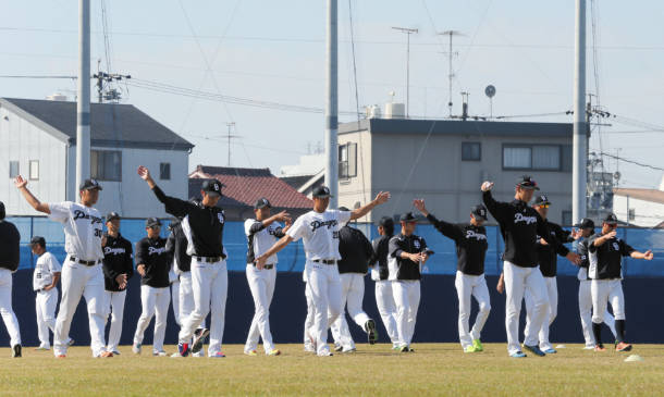 中日、秋季キャンプ開始 大野ら若手40人参加