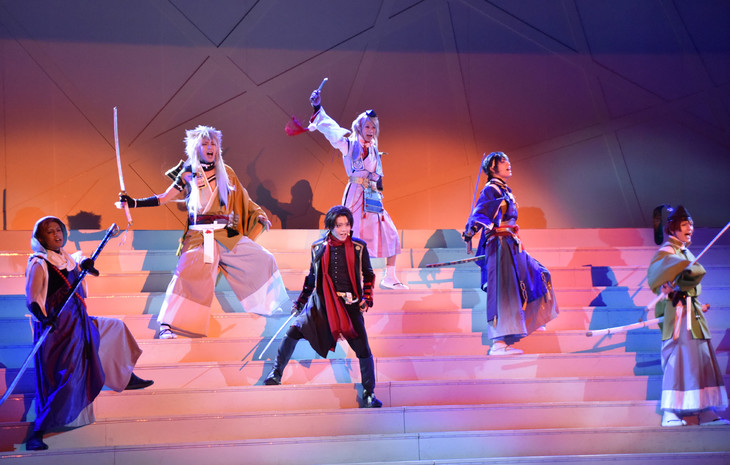 ミュージカル「刀剣乱舞」は義経・弁慶の物語!アイドル風衣装でのライブも