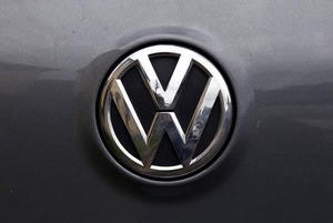 VWの格付けを引き下げ ムーディーズ、不正問題を受け