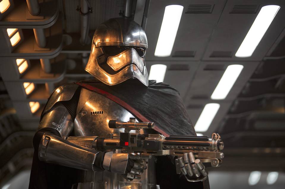 封切前に「スター・ウォーズ」最新作鑑賞、末期がん男性の夢実現