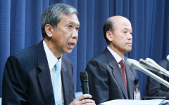 郵政上場3社、4~9月減収減益 金融振るわず
