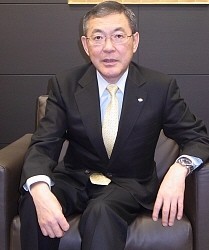 インタビュー:中国市場の早期回復は困難、中期販売目標引き下げも=富士重社長
