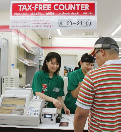 訪日客、最多の1631万人=48.2%増、円安でブーム-1~10月