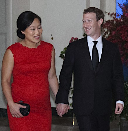 フェイスブックCEOが育休宣言 2015年11月21日 23時10分