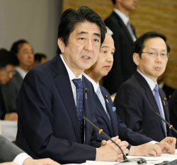 ＴＰＰ政策大綱、野党が批判 「選挙対策だ」