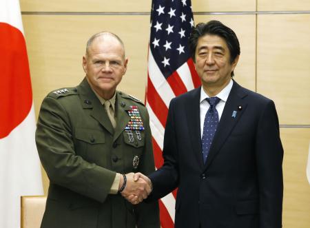 南シナ海での米の活動支持 首相、米海兵隊トップと会談