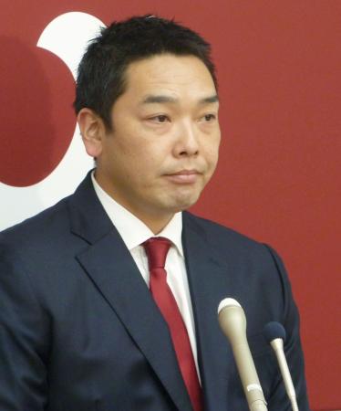 巨人坂本、2億5千万円で更改 菅野は1億3千万円
