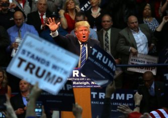 反イスラムの嵐 トランプ氏発言、嫌悪増幅