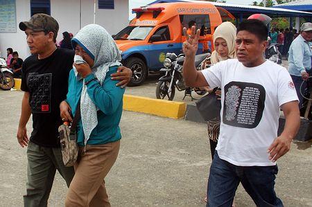 インドネシアで船沈没か…３人死亡・７０人不明 2015年12月20日 22時37分