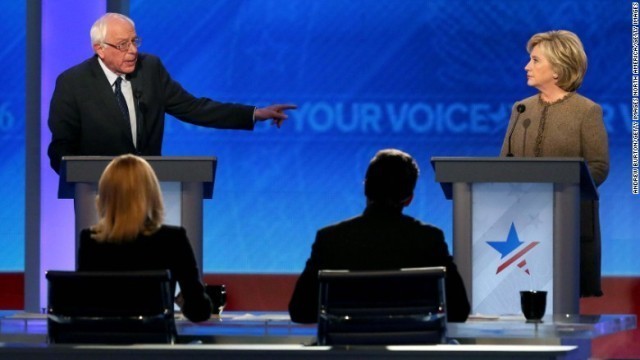 米民主党候補者討論会 矛先は共和党トランプ氏に