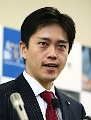 「ポスト橋下」吉村市長が初登庁